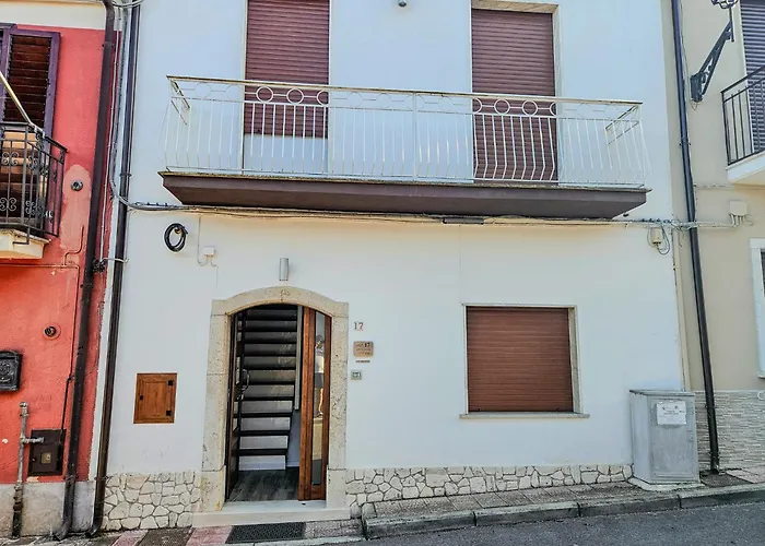 Al 17 Bed and breakfast Sturno